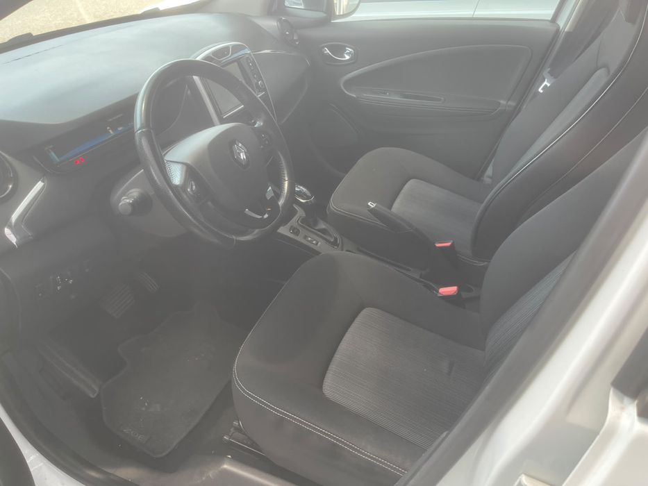 Renault Zoe ZE40 40kWh | Bateria Própria | GPS | Câmara | 2017