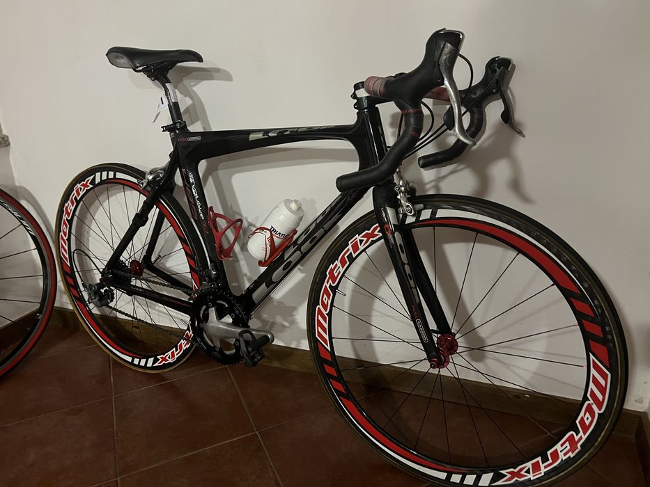 Bicicleta Estrada Look carbono