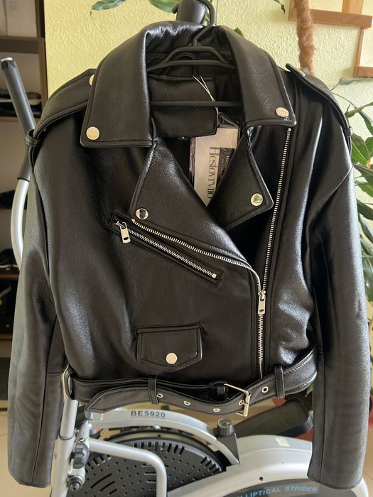 Косуха куртка деми.