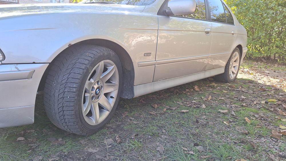 Продам авто BMW E39