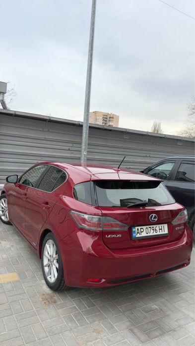 Lexus CT 2012 продам