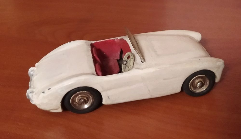 Miniatura antiga - Austin Healey - Dinky Toys Meccano