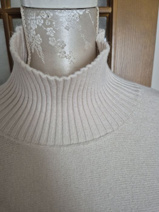 Sweter półgolf kremowy L