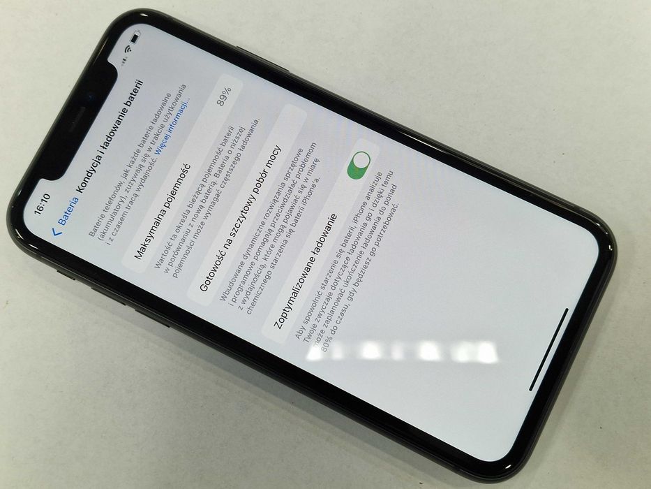 iPhone 11 64GB/ Black/ Bateria 89%/ Grade B/ Gwarancja 6msc/ Ładowarka