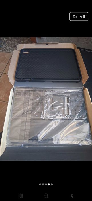 Sprzedam do tableta etui nowe