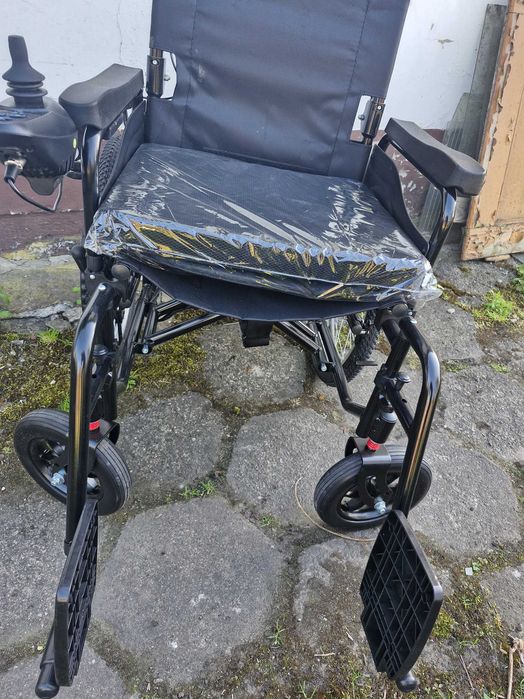 Wózek inwalidzki elektryczny