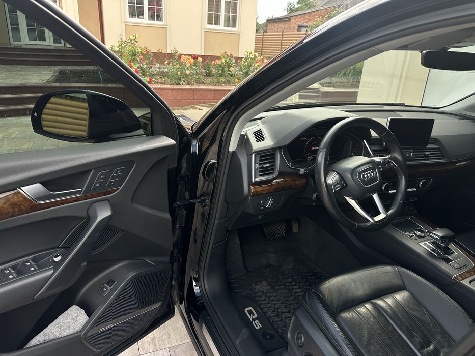AUDI Q5 власне авто