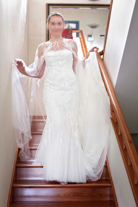 Hiszpańska suknia ślubna Pronovias z pelerynką r. 36/38