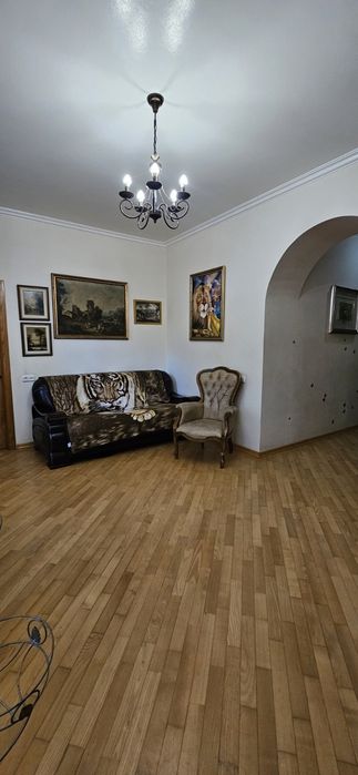 Продаж 3к.кв - " сталінки" по вул. Б.Хмельницького