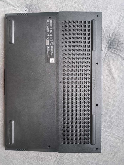 Lenovo Legion 5 15ARH05H | Ryzen 5 4600H | RTX 2060 | 16 GB RAM | SSD 512 GB | 120 Hz