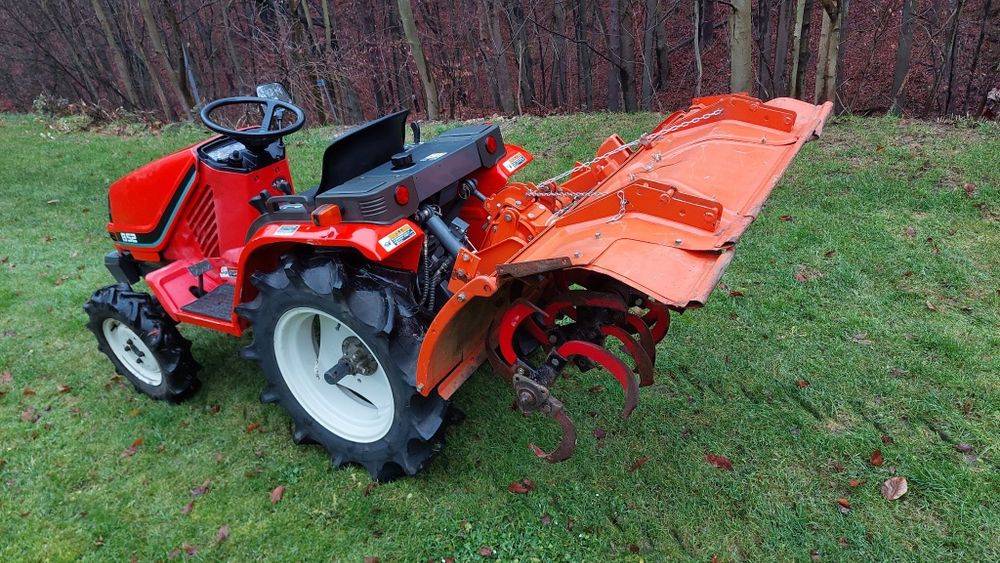 Mini Traktorek Japoński Kubota B52 4x4 15KM (nie Iseki Yanmar)