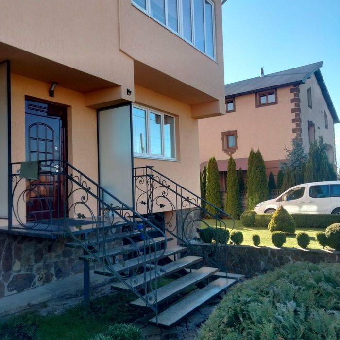 Ідеальний особняк на в'їзді в Підпечари