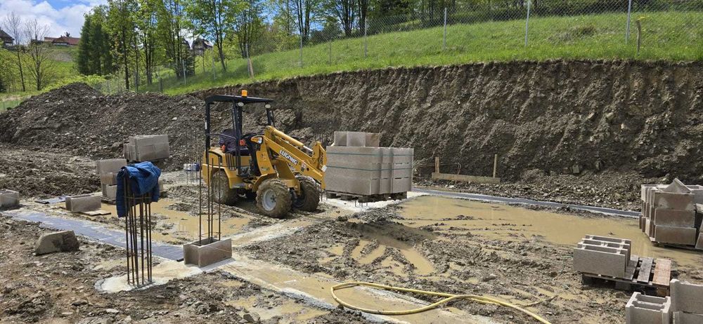 ładowarka E188 2T DMC, łyzka +widły, zamiana