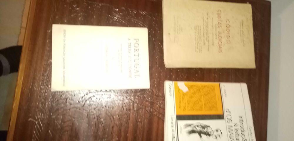 Livros de literatura diversos