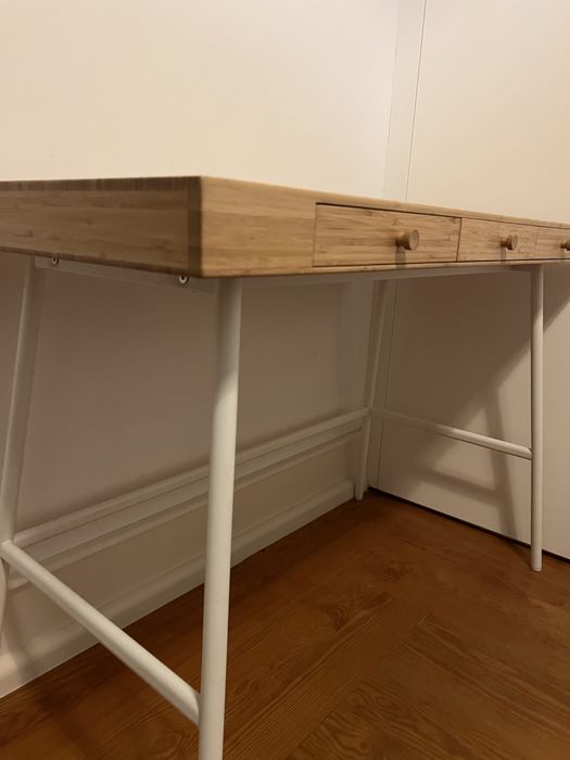 Secretária Madeira Ikea