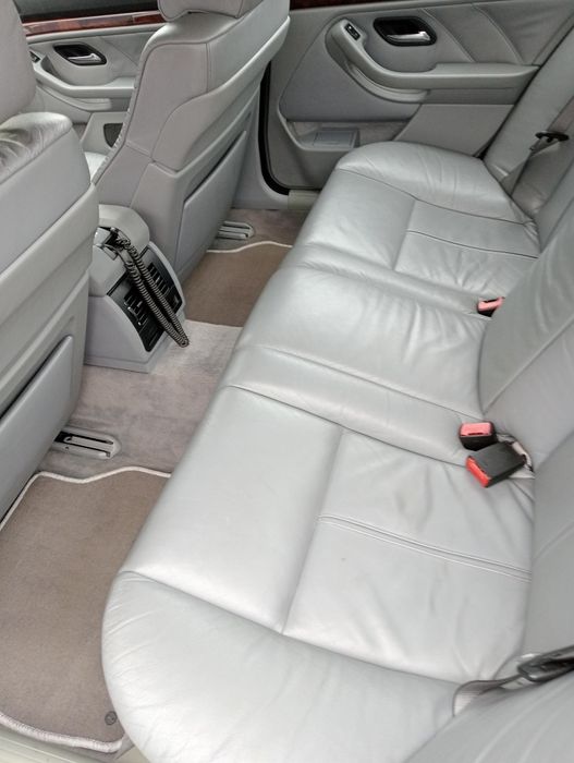 BMW e39 528i Manual