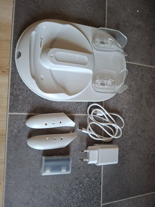 GEEKERA- Magnetyczna stacja ładująca All-in-one dla Meta Quest 3