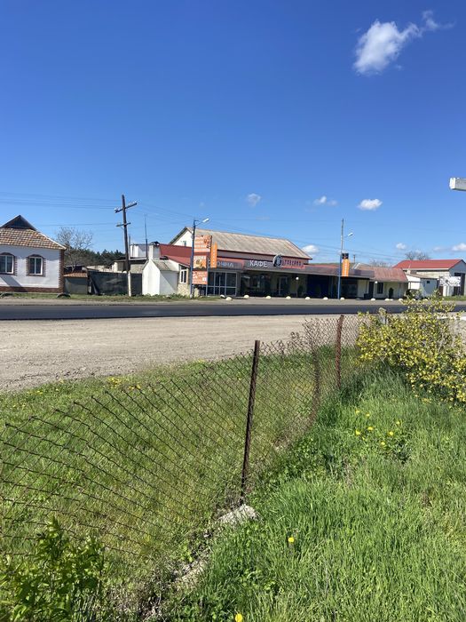 Недобудова, будинок, ділянка при трасі
