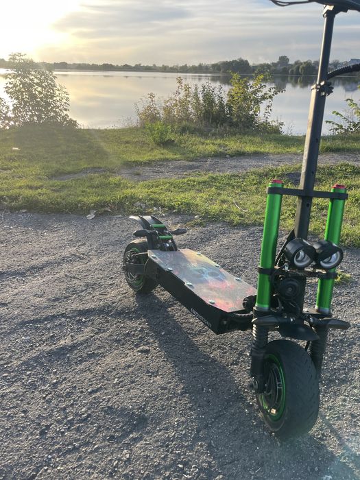 Самокат Zondoo Zo03