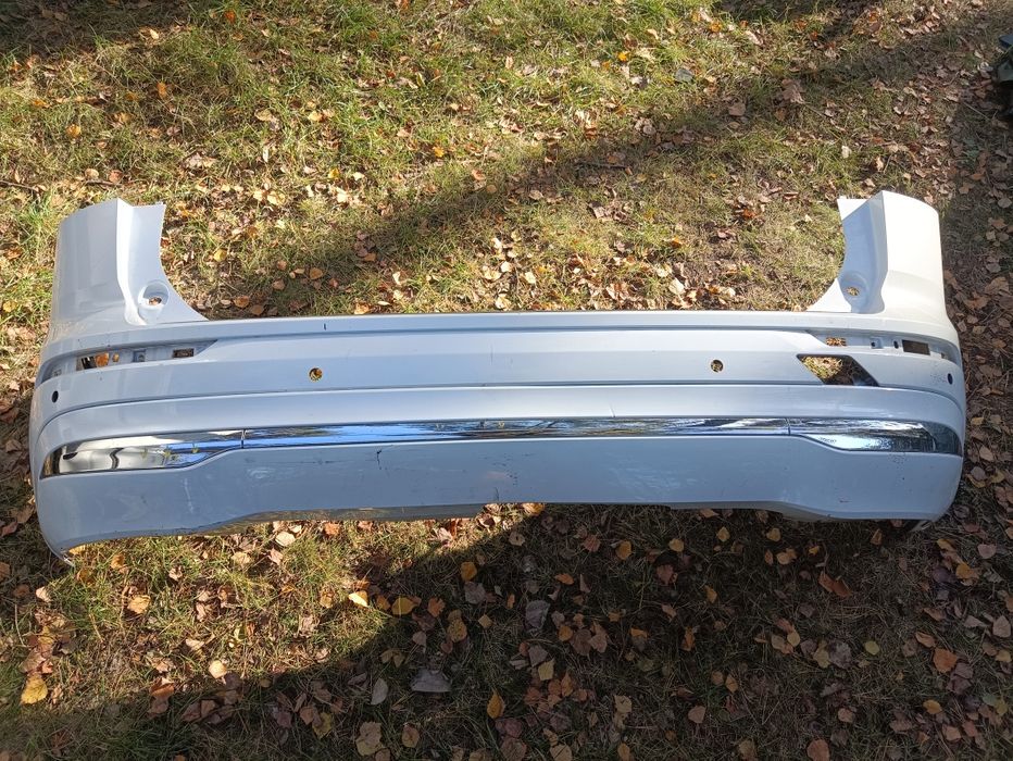 Volvo XC60 II 2 17- zderzak tylny tył poszycie skorupa orginał ładny