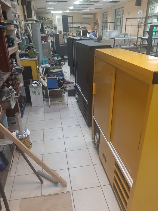 Вітрина   KUM  xoлодильна