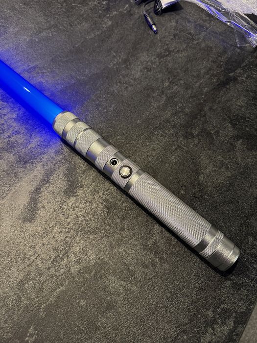 Miecz świetlny lightsaber Star Wars Gwiezdne Wojny