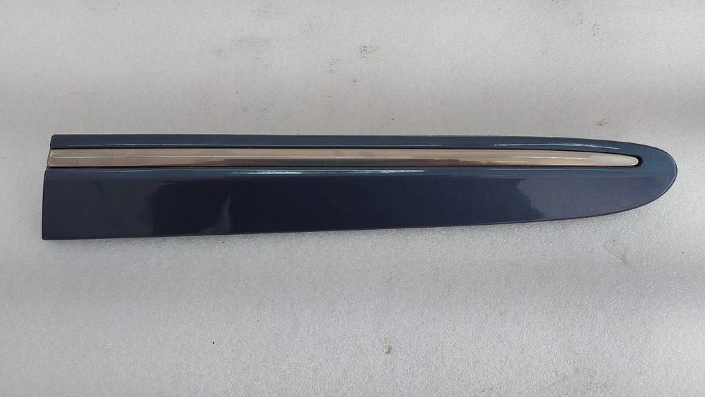 Friso painel esquerdo MERCEDES-BENZ CLK (C209)