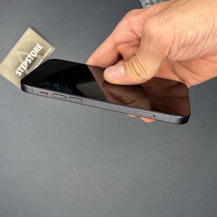 Телефон Apple Iphone 12 128 Gb Black 86%