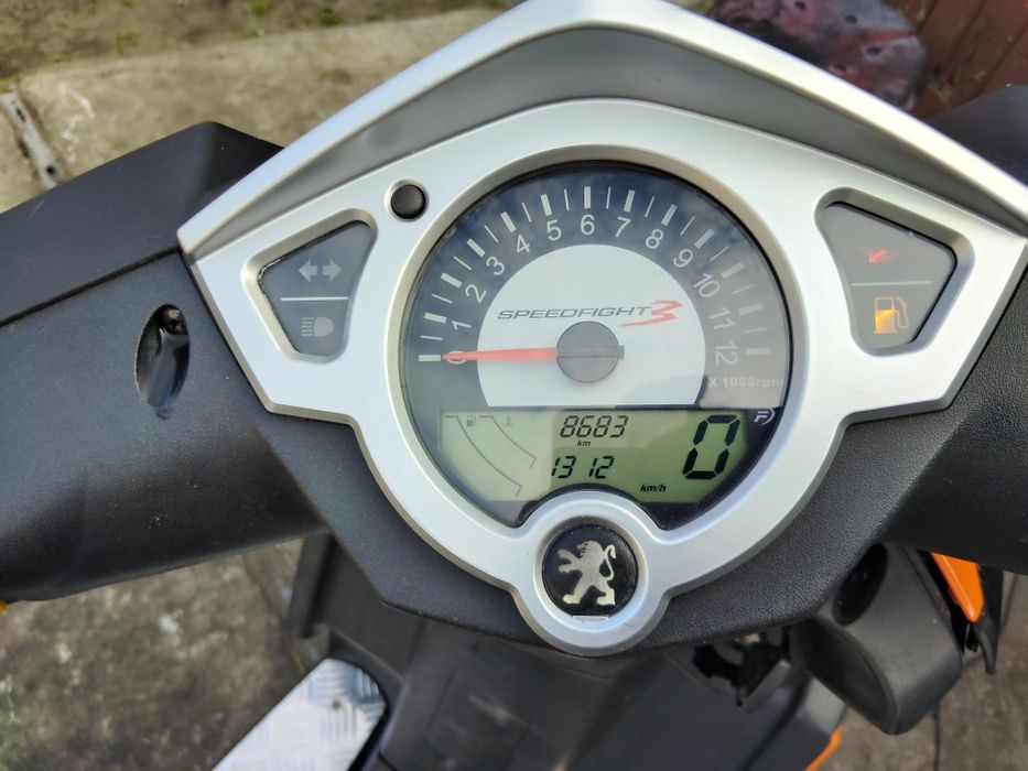 Peugeot Speedfight3 Rama Owiewki lampy koła licznik śiedzenie gażnik