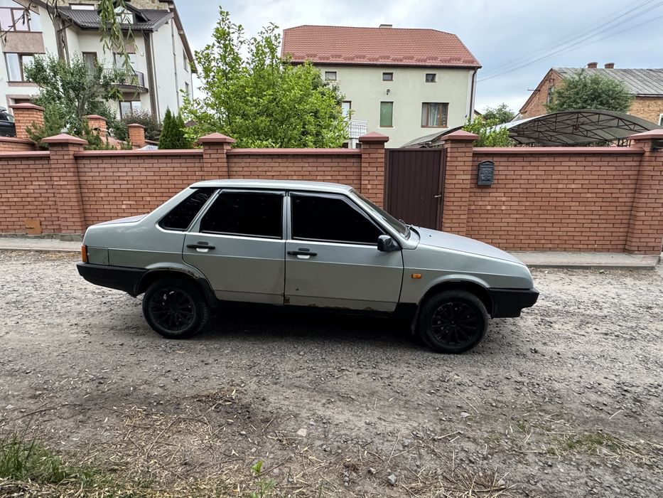 Продам ВАЗ 21099