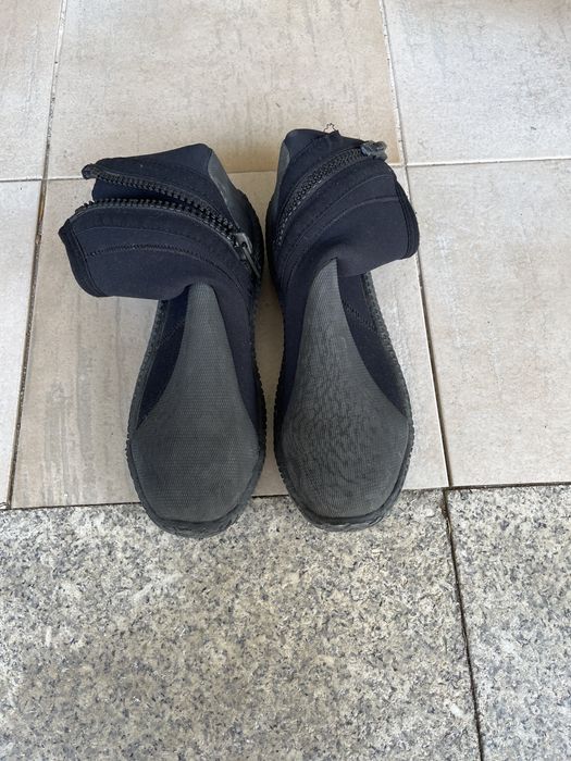 Botas de mergulho tamanho 42