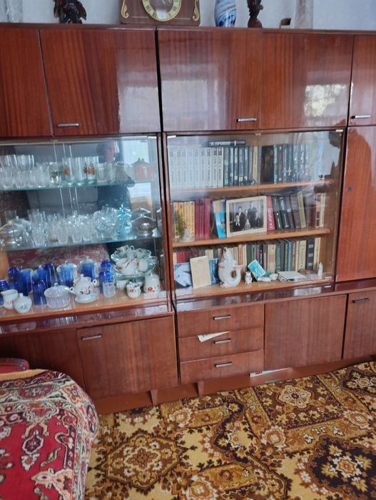 Продам стенку б/у