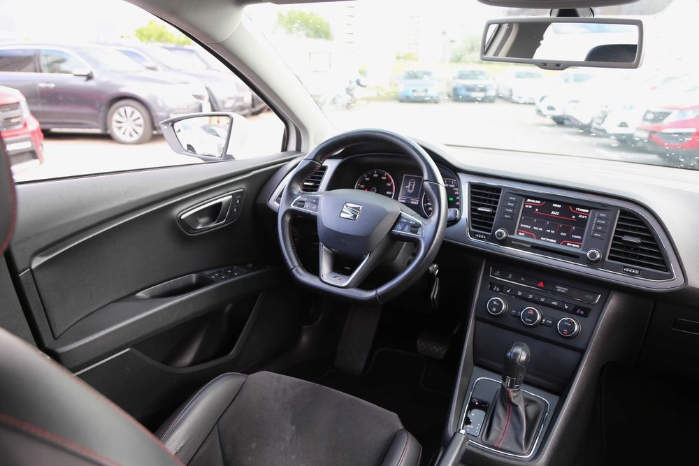 SEAT Leon 2015 Авто