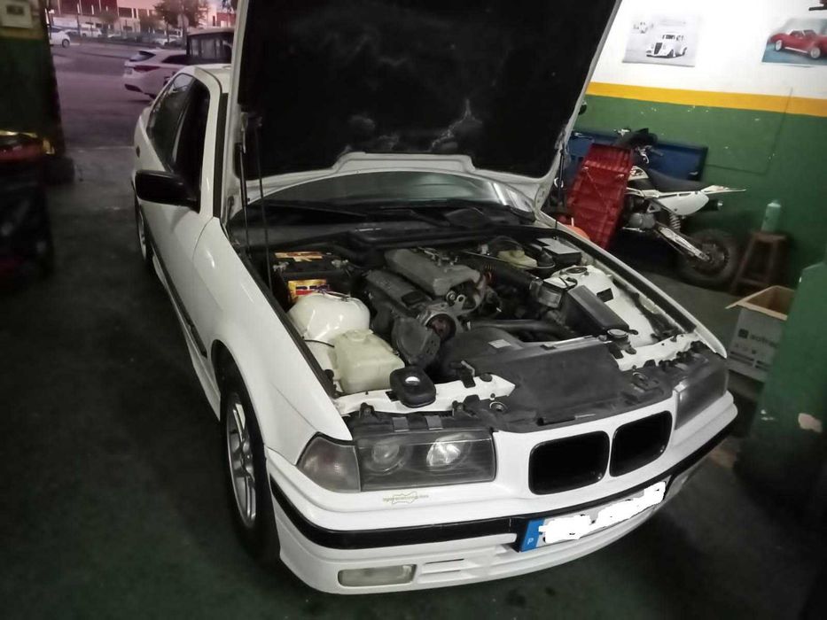 BMW 316i — 1991 — Conservado — 2 jogos de rodas — Inspeção até 11/27 - $ negociável