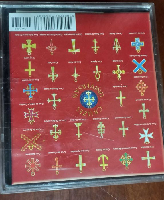 Pendentes, cruzes universais
