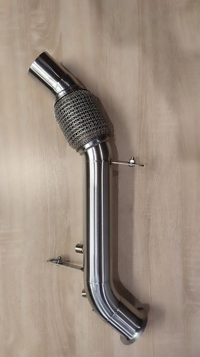 Даунпайп БМВ X1 E84 Ф30 Ф20 B47 Downpipe BMW X1 Е90 N47 HEAT SHIELD