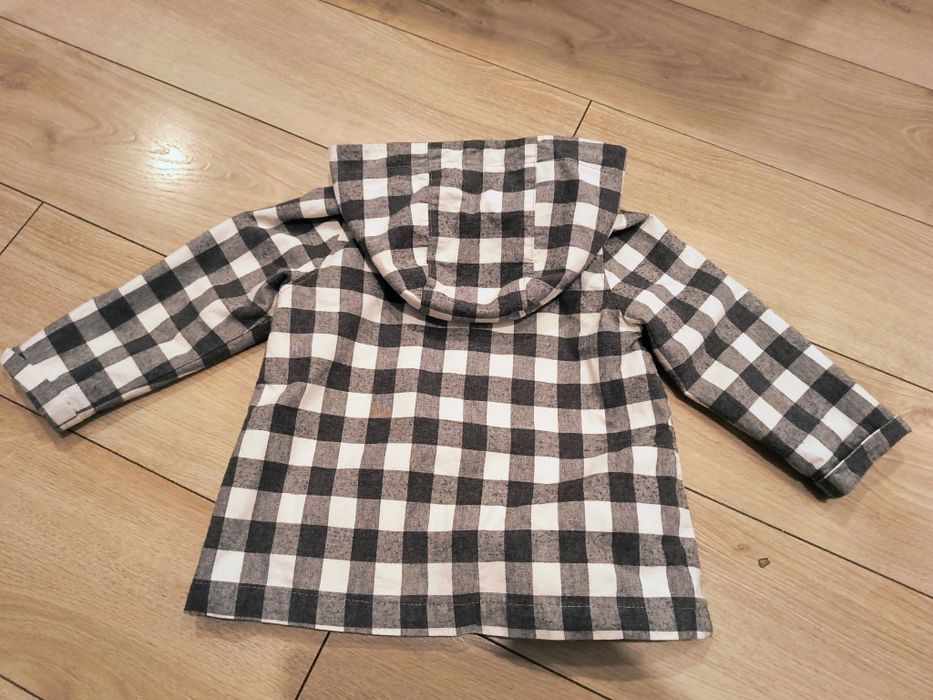 Płaszczyk dziewczęcy ZARA r.92