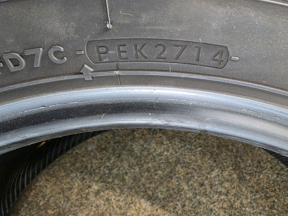 235/55R18 Yokohama