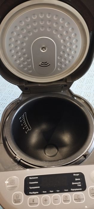 Мультиварка TEFAL ещё на гарантии