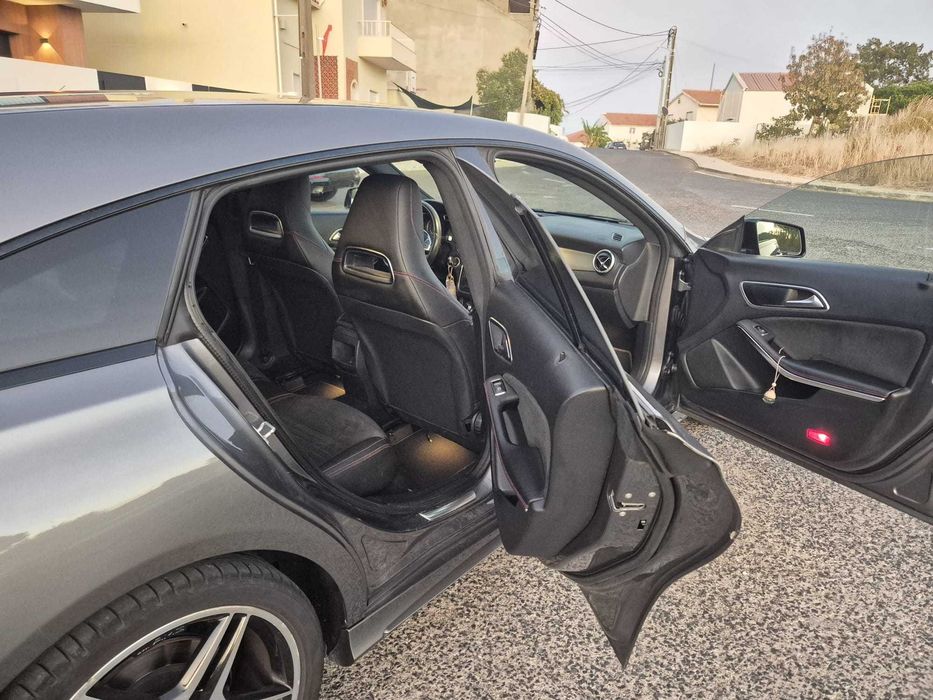 Mercedes-Benz CLA 200 d Shooting Brake AMG Line Aut. — photo 5