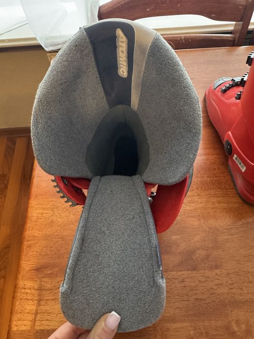 Buty Narciarskie Atomic rozmiar 38