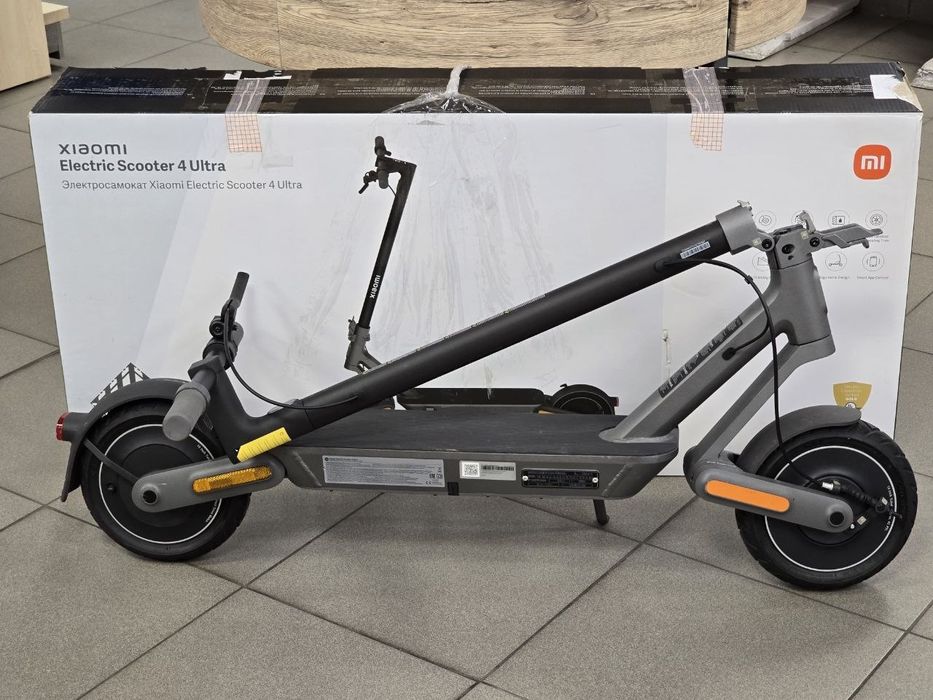 Xiaomi Scooter 4 Ultra самокат