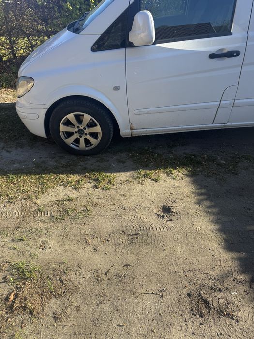 Mercedes Benz vito