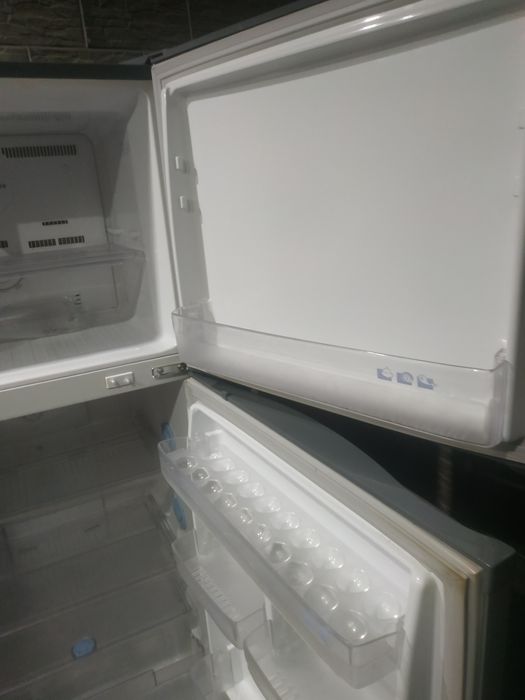 Продам  холодильник самсунг