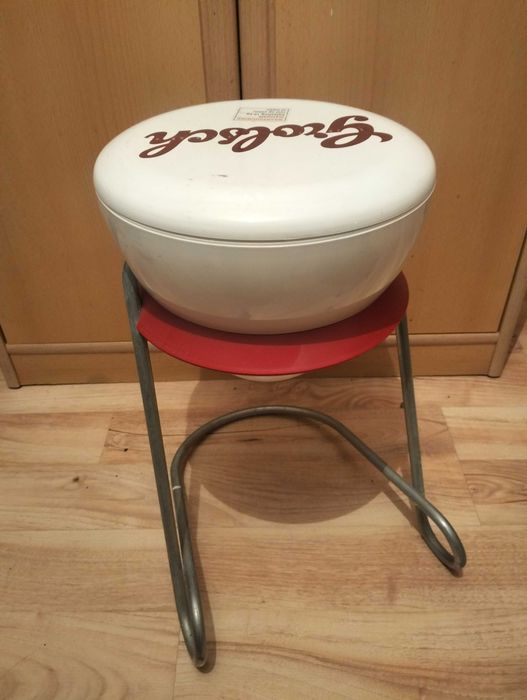 Taboret Dekoracyjny Kapsel