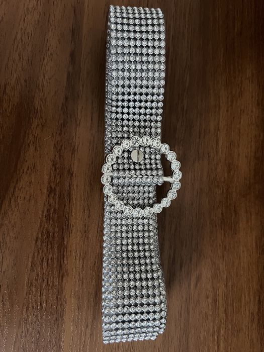 Жіночий ремінь зі стразами