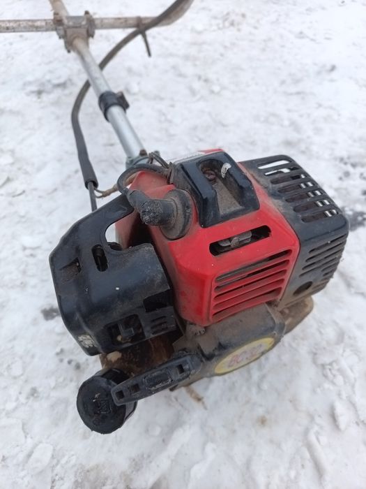 Kosa spalinowa Victus BC32