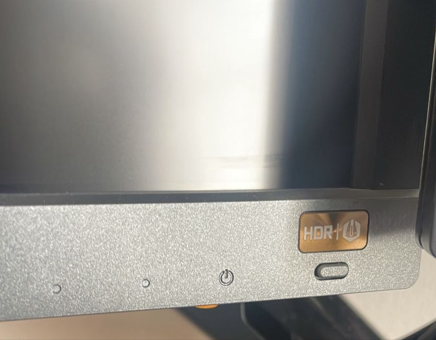 Monitor semi novo benq 4k 28 polegadas
