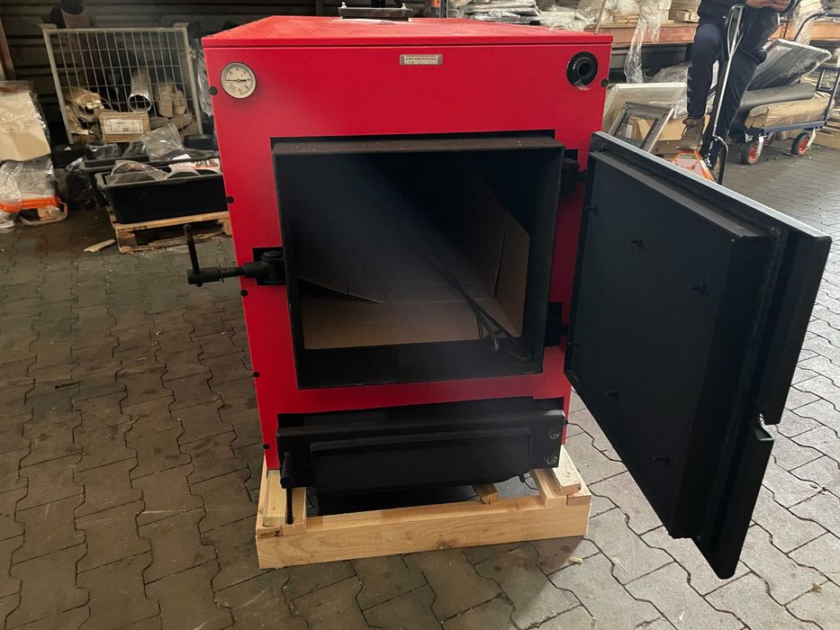 Piec na słomę i drewno TERMOMONT kocioł CO z płaszczem wodnym BTK 65kW