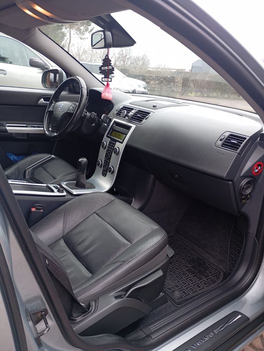 Продається авто  VOLVO V50